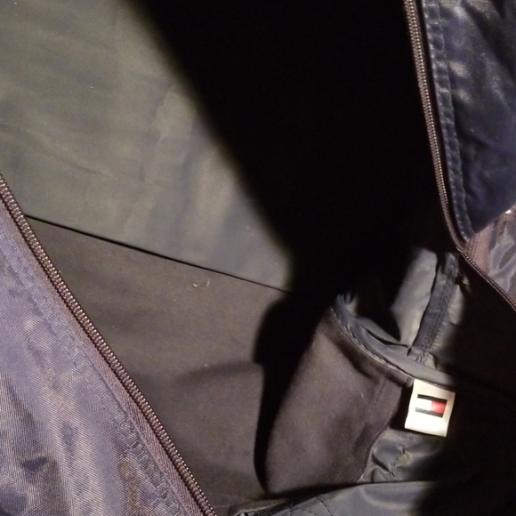 Vintage 1990s Tommy Hilfiger duffel bag - Picture 3 of 8